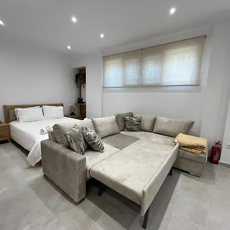 Corfu Port Sweet דירה